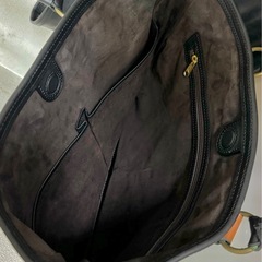 日本製ハンドメイドレザーバッグの画像