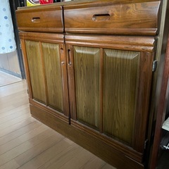 【お譲りします】食器棚の画像