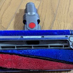 ダイソン　掃除機（DC74）の画像