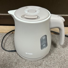 【TIGER/2023年製！】 電気ケトル