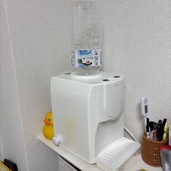 ウォーターサーバー（冷水壊れてます。直せる方）
