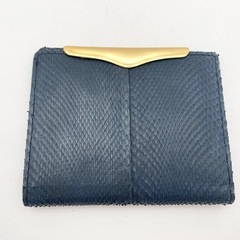 爬虫類革 二つ折り財布 ネイビー