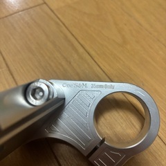 ハンドルクランプ　セットバックの画像