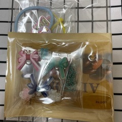 ネームプレート推し活等★ヘアゴム付き（チェーン付入り、おまけ入り）