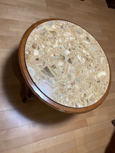 イタリア製 円形大理石ローテーブル直径83cm、高さ46cm