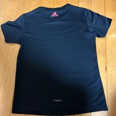 adidas ジュニア用　スポーツウェアの画像