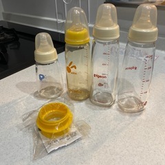 【受け渡し予定者が決定いたしました】哺乳瓶　4本　+らくらくミル...