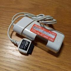 携帯電話充電器(単３電池使用)