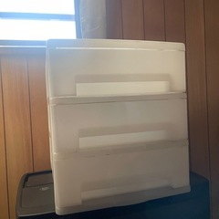 3段書類トレー