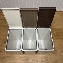 ゴミ箱の画像