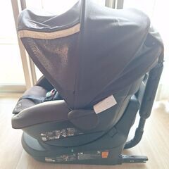 エールベベ　 チャイルドシート サンシェード付き　クルット3iグランス
