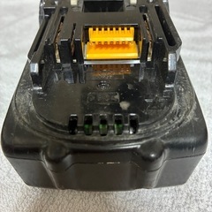 Makita 14.4V 3.0Ah 純正バッテリー ジャンク 充電不可の画像