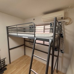 IKEA イケア　シルバー系ロフトベッド　 シングル （マット付き）　残り1台！　の画像