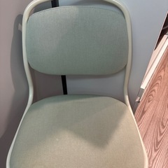 【無料】IKEAのデスクチェア