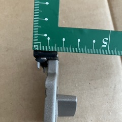 【美品】窓 ロック サッシの鍵 窓の補助錠 防犯対策　４個セットの画像