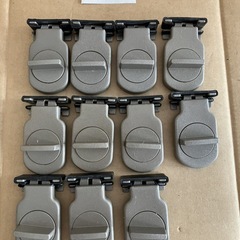 【美品】窓 ロック サッシの鍵 窓の補助錠 防犯対策　４個セット