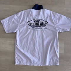 ＶＡＮＳ　フード付　ナイロンジャケット　半袖シャツ　サイズＬの画像