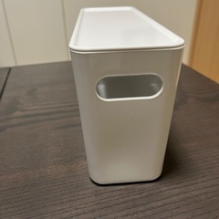 ニトリ　ケーブル収納ボックス　の画像