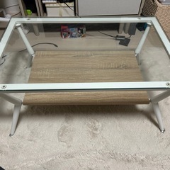 ガラステーブル