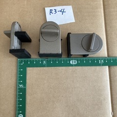【美品】窓 防犯 窓ストッパー サッシ スライド式ロック 補助錠　３個セットの画像