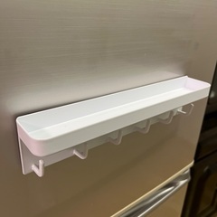 強力マグネット収納　鍵ホルダー　ほぼ新品の画像