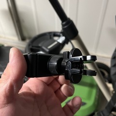 ゴードンミラー　自動車用スマホクリップの画像