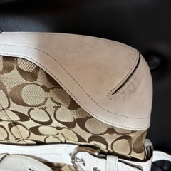 COACHコーチシグネチャーショルダーバックの画像