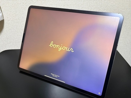 iPad Pro 12.9インチ 第3世代 256GB セルラー  本体のみ 純正キーボードフォリオ・ケース付