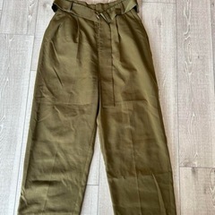 90%オフ　ケービーエフ　パンツ　春服　光沢　パンツ　オフィスカ...
