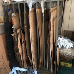 【商談中】古い大きなプラスティック板　と　（ワンオフ）ケースの画像