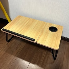 テーブル