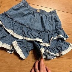 女の子　130 スカート、ハーフパンツ　4着の画像