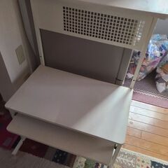 パソコンラック本日無料の画像