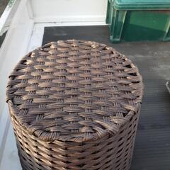 収納籠の画像