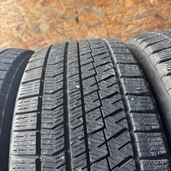 バリ山　BRIDGESTONE ブリヂストン　ブリジストン　VRX2 235/45R18 スタッドレス　タイヤ　2019年製　18インチの画像