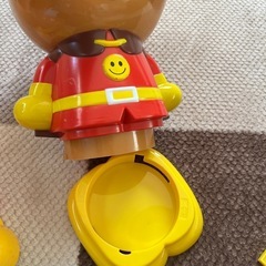 アンパンマン入れ物2個の画像