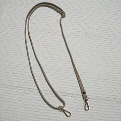 ショルダーストラップの画像