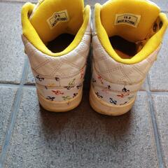 靴19センチの画像