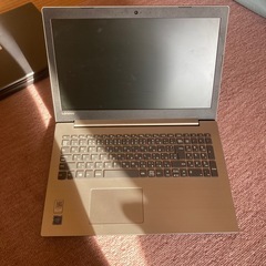 ノートパソコンの画像