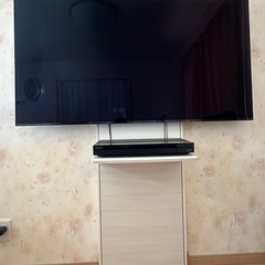 壁掛けテレビ台