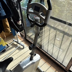 トレーニングマシンの画像