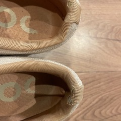 on レディーススニーカー　22.5cm、の画像