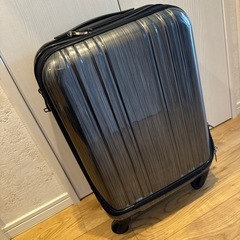 スーツケース　機内持ち込み可の画像