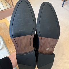 新品❗️本革❗️ビジネスシューズ YUKIKO HANAI HOMMEの画像
