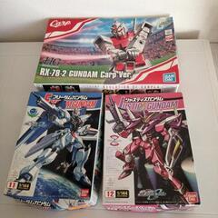 1／144ガンプラ、ガンダムカープバージョン、フリーダムガンダム、ジャスティスガンダムの画像