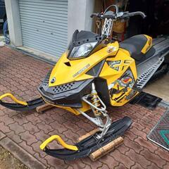 至急求む　スノーモービル　Ski-Doo　MXZ　R　800