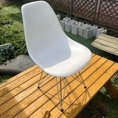 イームズチェア　