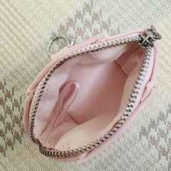 GIVENCHY ミニポーチ 未使用の画像