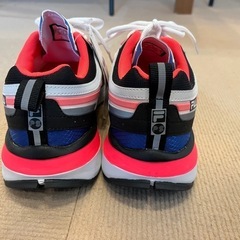 新品❗️FILA カーブレット WRD BTS着用モデル の画像
