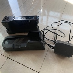 shark掃除機バッテリーと充電器